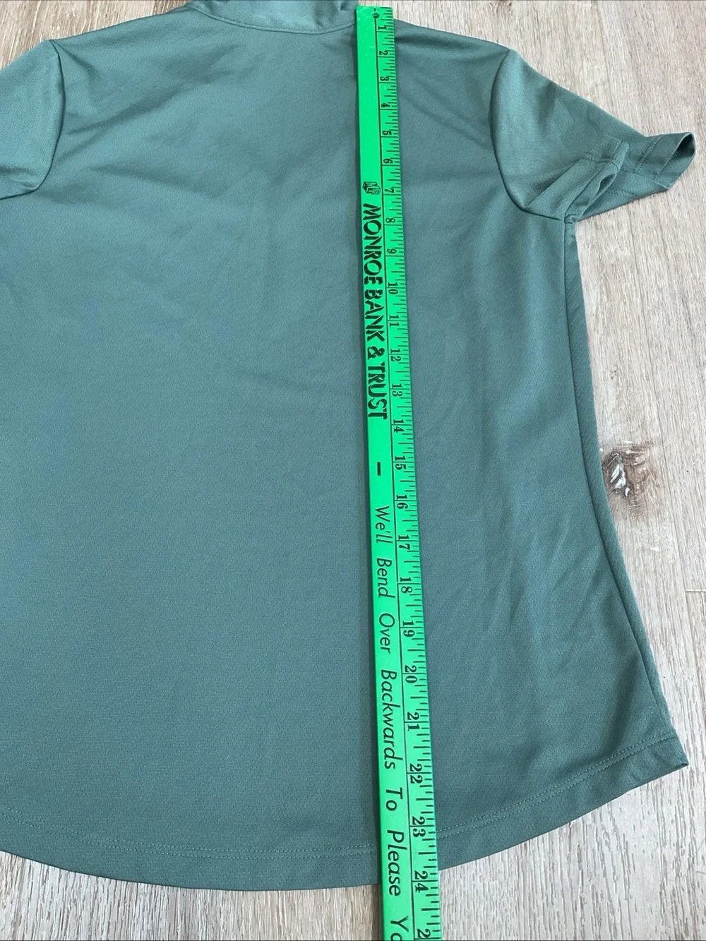 Lady Hagen - Short Sleeve Collared V-Neck Top - Sage Green - Ladies Size Small - Picture 11 of 11